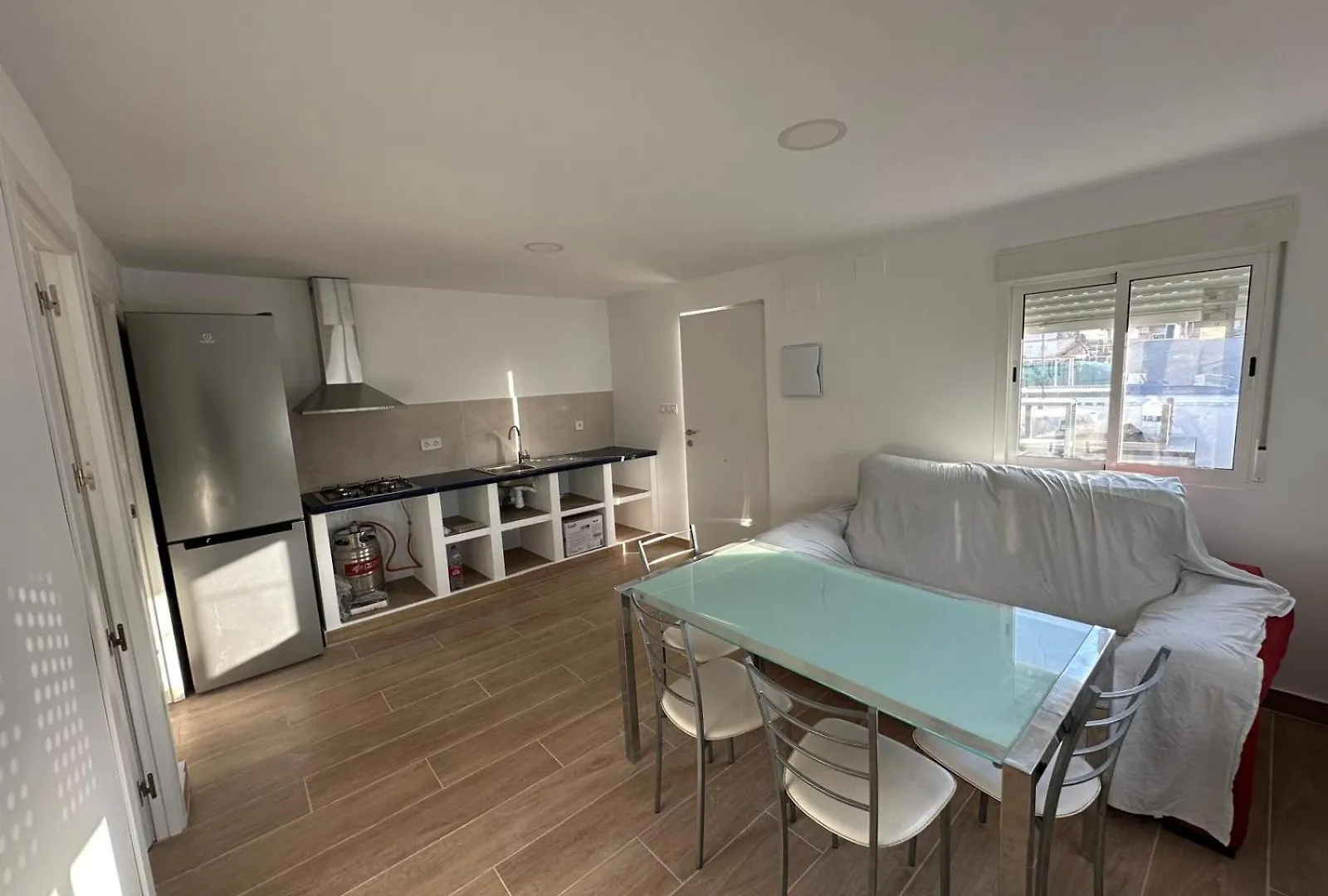 Renovated Penthouse With Terrace Next To The Metro Apartment Seville