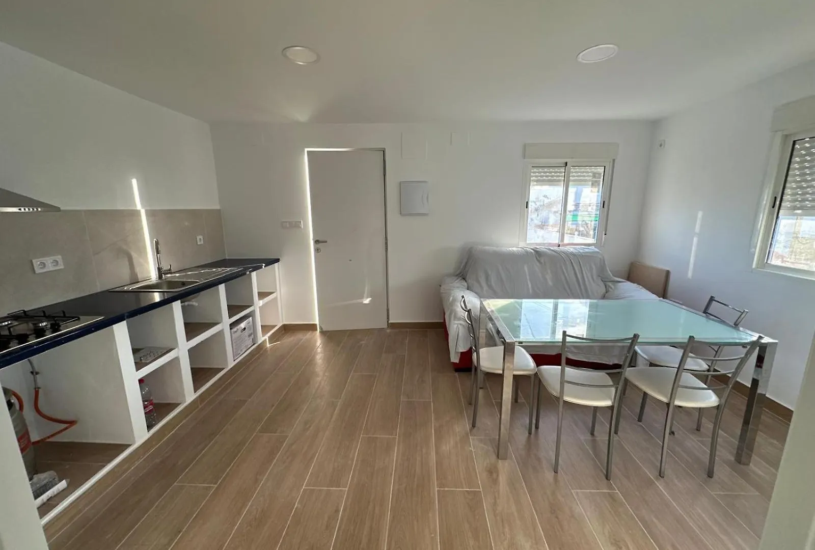 Renovated Penthouse With Terrace Next To The Metro Apartment Seville Spain