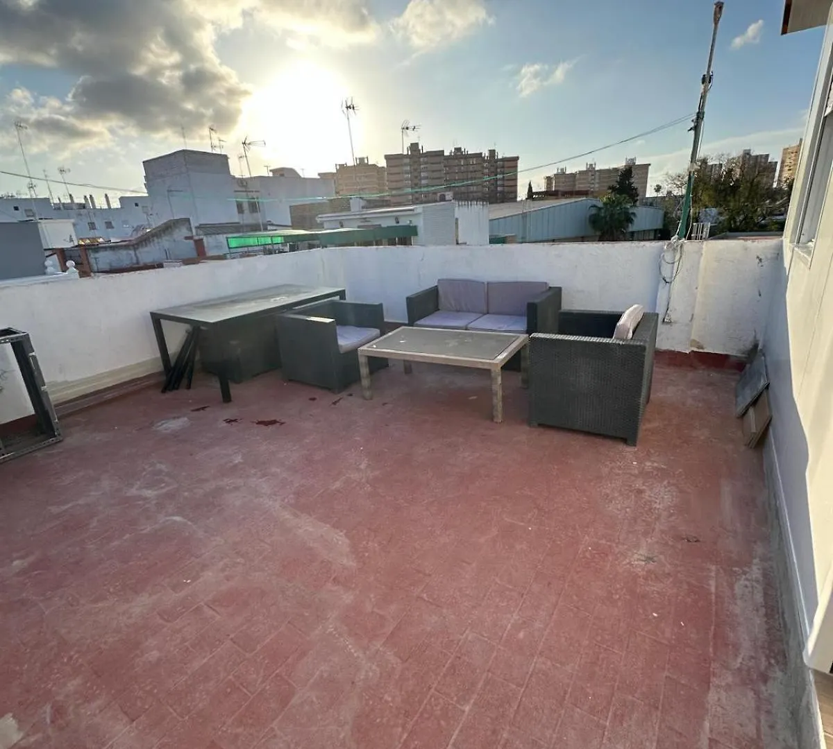 Renovated Penthouse With Terrace Next To The Metro Apartment Seville